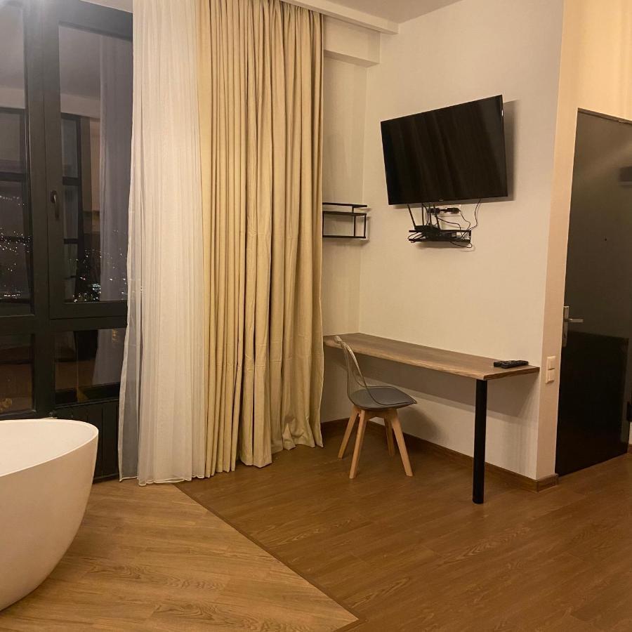 Luxury Apartment In Old Tbilisi With Terrace Eksteriør bilde
