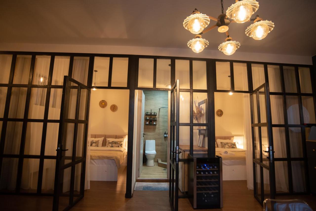 Luxury Apartment In Old Tbilisi With Terrace Eksteriør bilde