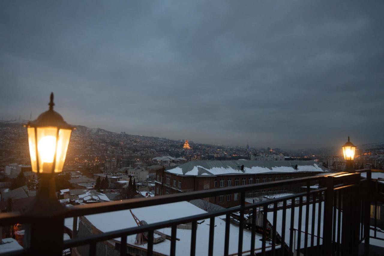 Luxury Apartment In Old Tbilisi With Terrace Eksteriør bilde