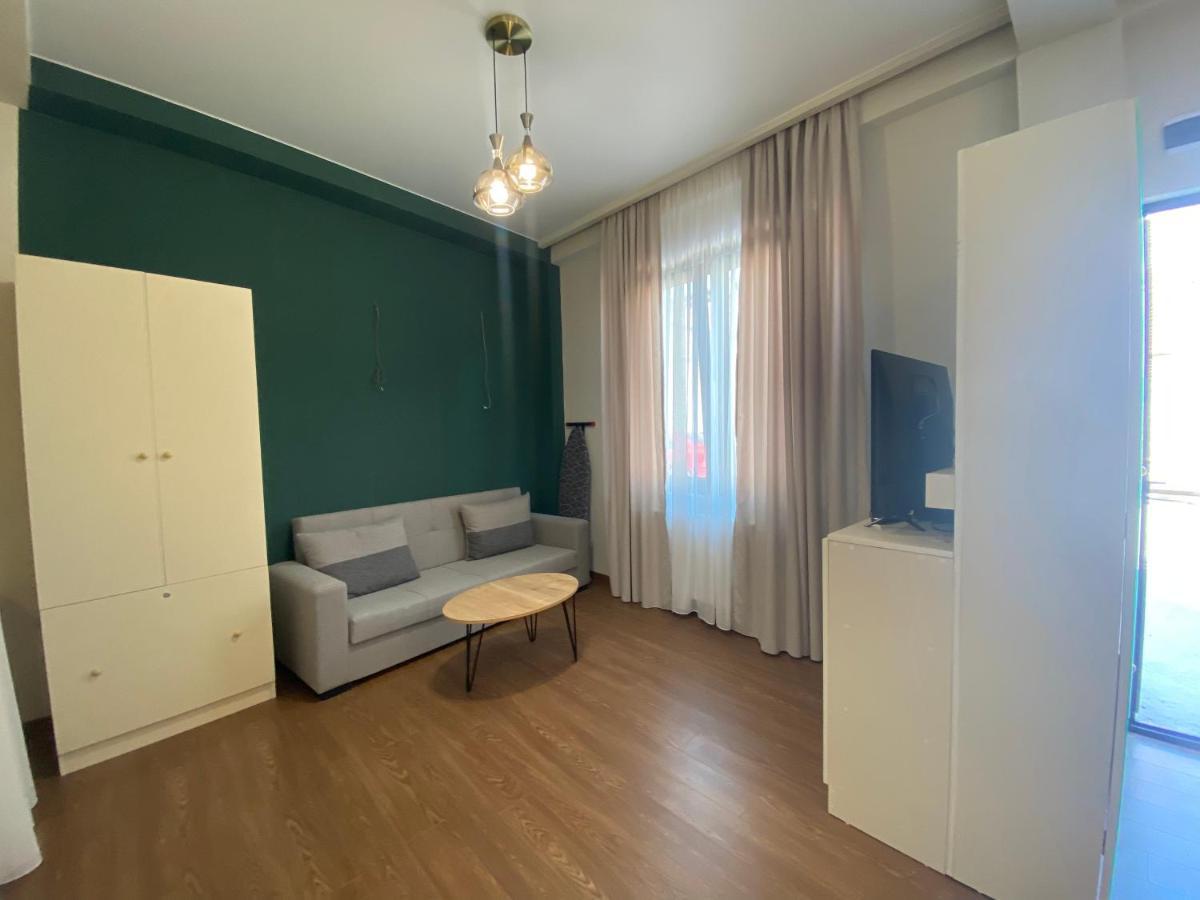 Luxury Apartment In Old Tbilisi With Terrace Eksteriør bilde