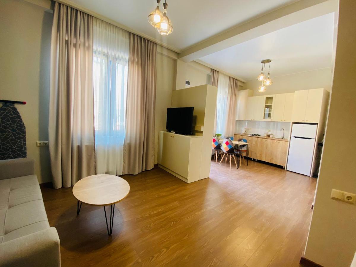 Luxury Apartment In Old Tbilisi With Terrace Eksteriør bilde